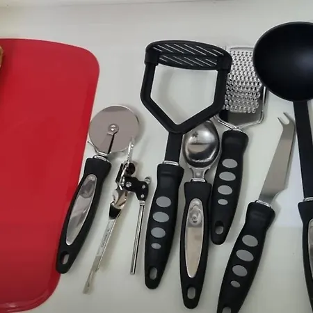 *ra10w* For Your Relaxed & Cosy + Free Parking + Free Fast Wifi * *