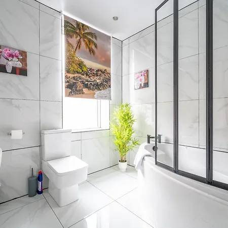 *ra10w* For Your Relaxed & Cosy + Free Parking + Free Fast Wifi * Leeds (West Yorkshire)