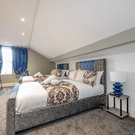 Ubytování v soukromí *ra10w* For Your Relaxed & Cosy + Free Parking + Free Fast Wifi * Leeds (West Yorkshire)