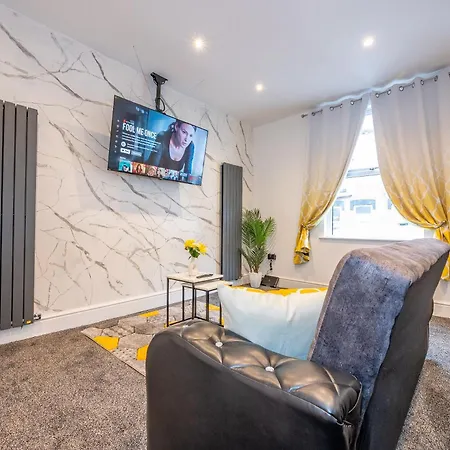 *ra10w* For Your Relaxed & Cosy + Free Parking + Free Fast Wifi * *