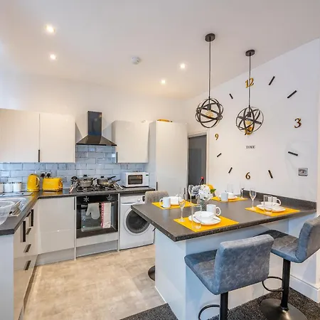 *ra10w* For Your Relaxed & Cosy + Free Parking + Free Fast Wifi * *