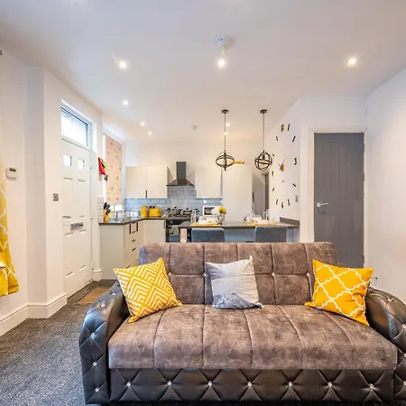 *ra10w* For Your Relaxed & Cosy + Free Parking + Free Fast Wifi * * Leeds (West Yorkshire)
