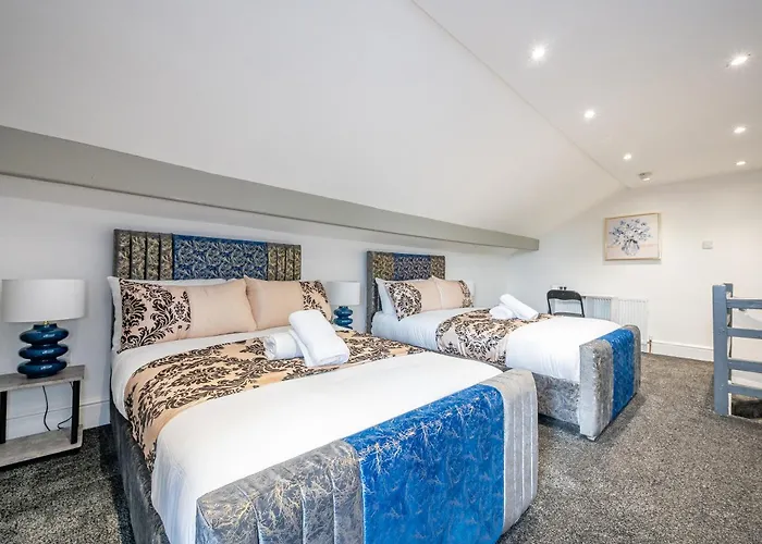 *ra10w* For Your Relaxed & Cosy + Free Parking + Free Fast Wifi * Homestay Leeds (West Yorkshire)